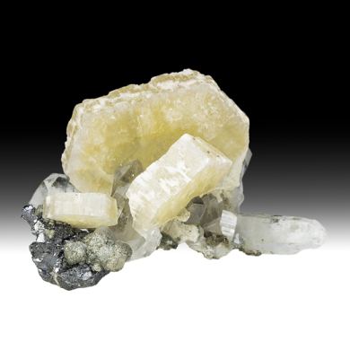 Fluorapatite with Quartz, Pyrite